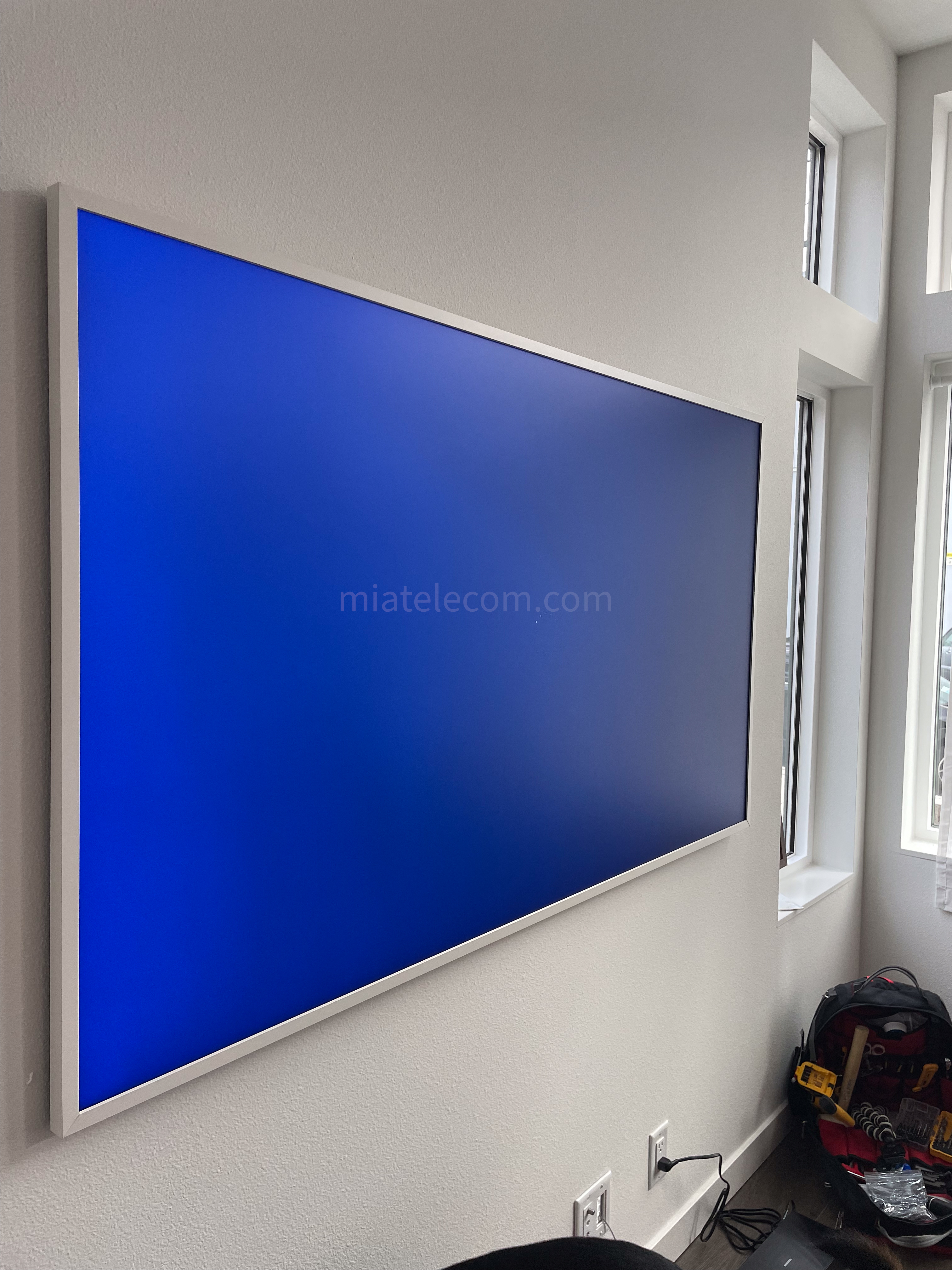 75'' w/ White Frame and Cord Management